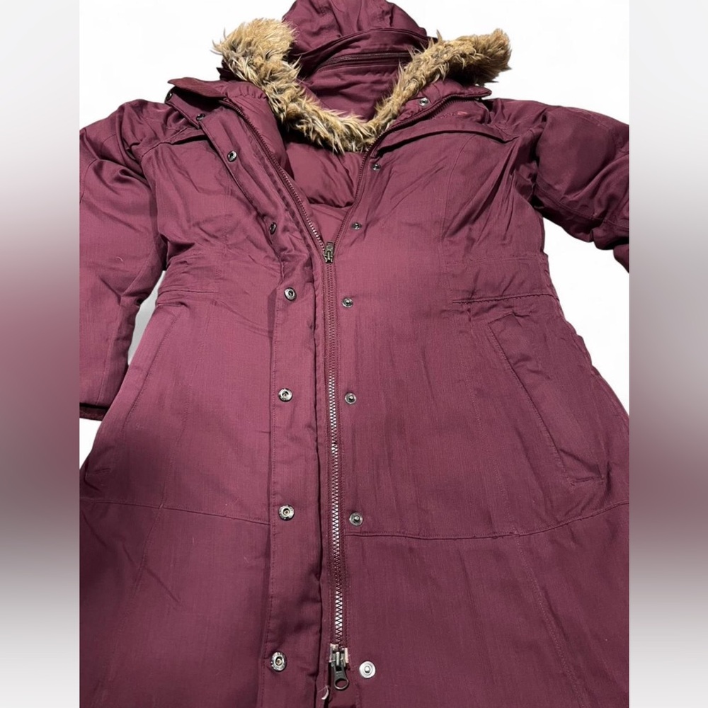 The North Face Women's Burgundy Fur Hooded Jacket - Picture 3 of 8